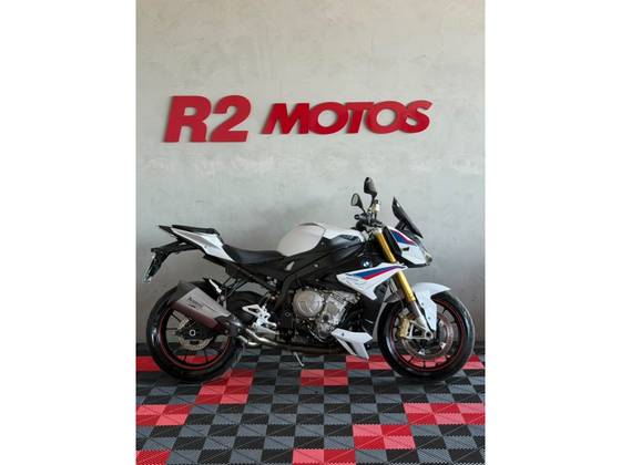 BMW S 1000 R BMW S 1000 R